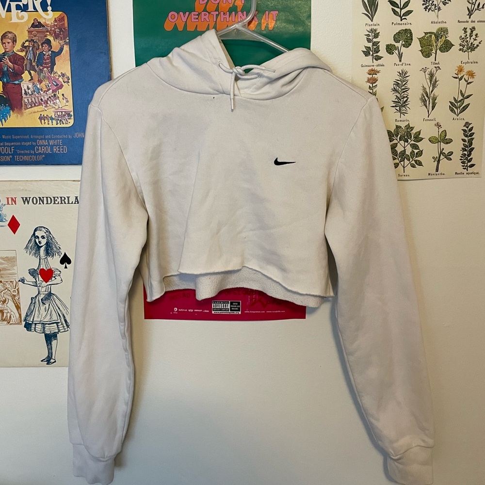 cropped nike hoodie